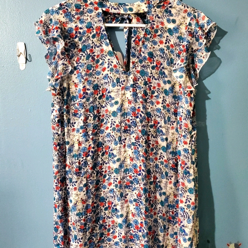 Maternity floral blouse